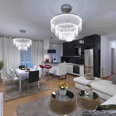 Elegant Apartment In Glyfada 아테네 외부 사진
