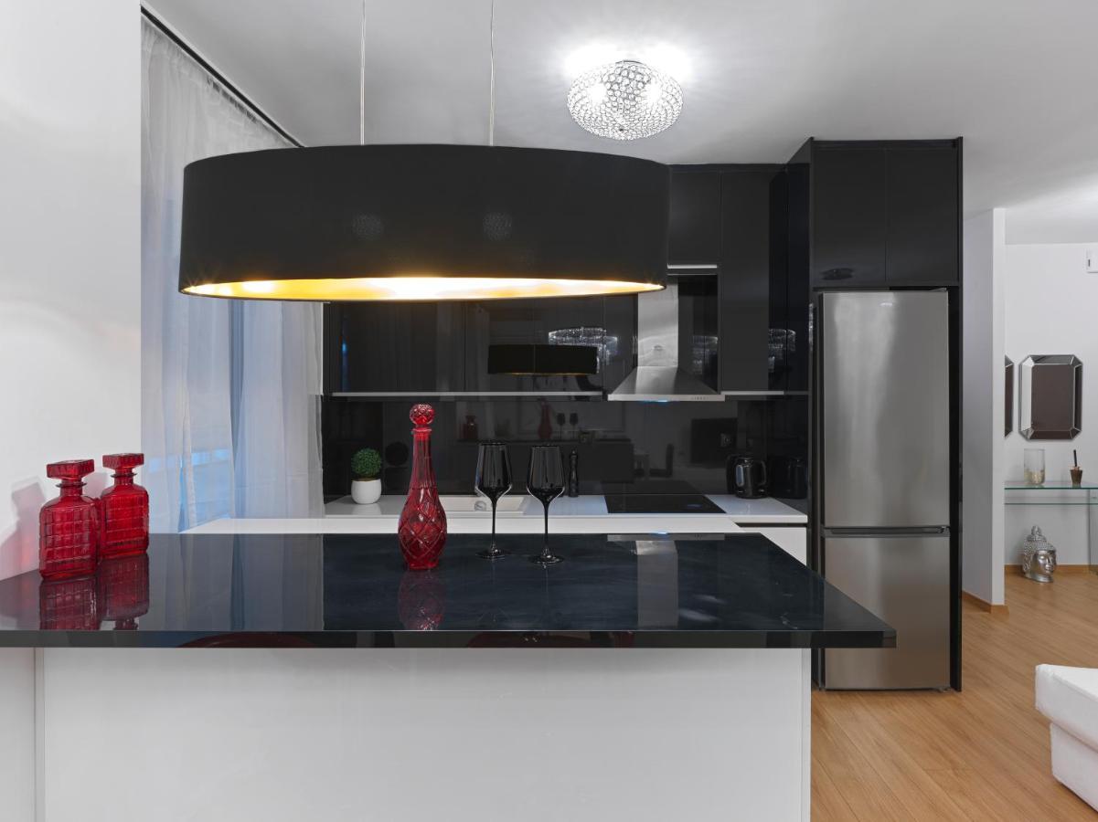 Elegant Apartment In Glyfada 아테네 외부 사진