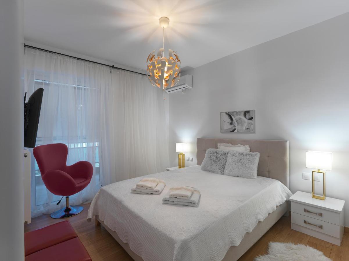 Elegant Apartment In Glyfada 아테네 외부 사진