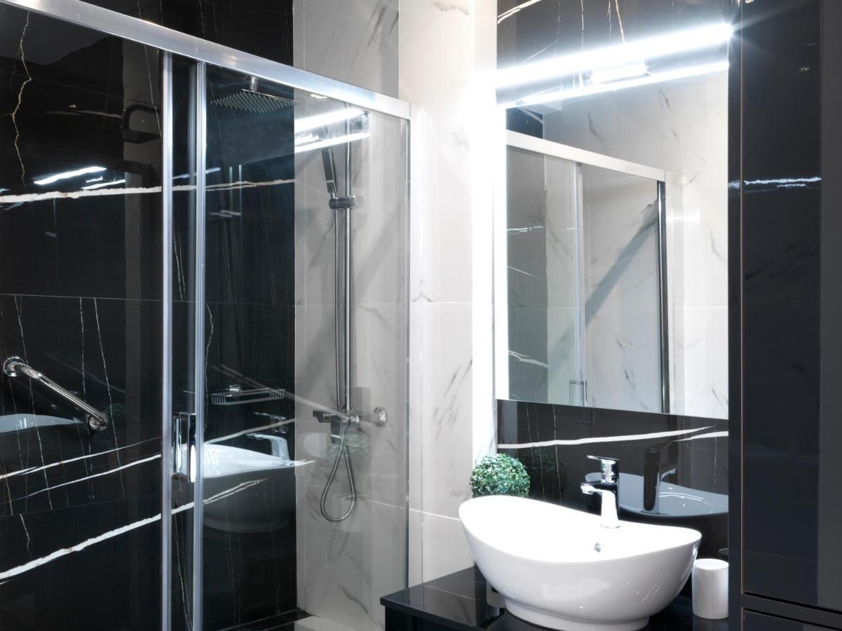 Elegant Apartment In Glyfada 아테네 외부 사진